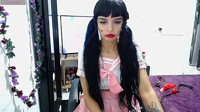 charllotee_dark webcam