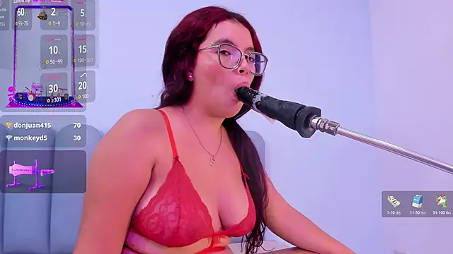 Maddy_red_