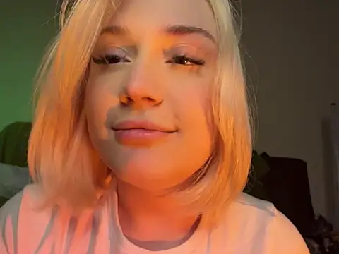 MCThroatGoat webcam