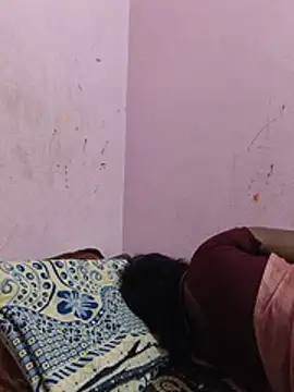 CuteTamizhachi webcam
