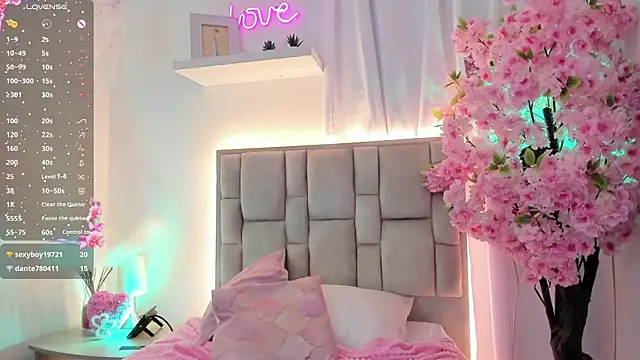 Dana_grey_ webcam
