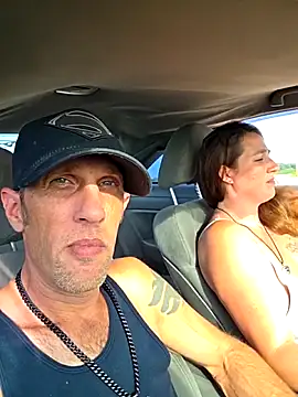 thespontaneouscouple42069 webcam
