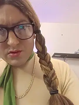 sissytrapdolly24 webcam