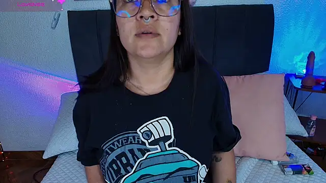 samm_curvy webcam