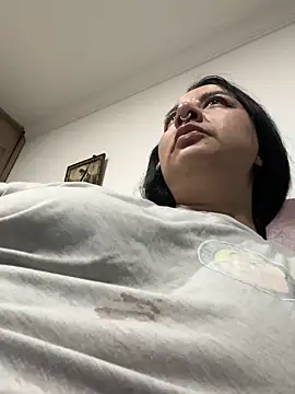 Abril_Luv webcam
