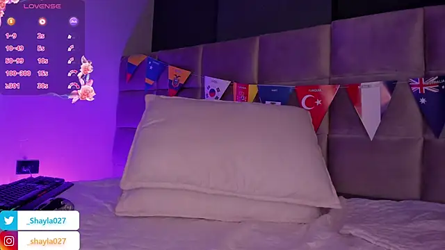 Shayla27 webcam