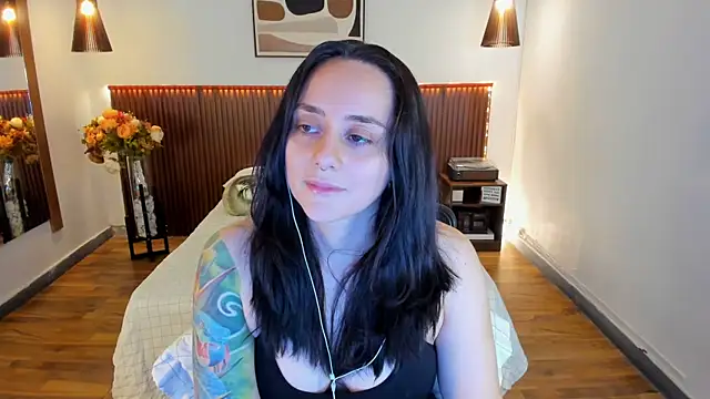 KatherineBond webcam