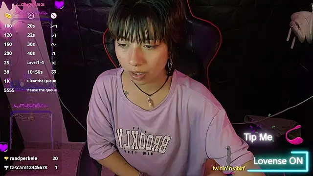 lunarichy22 webcam