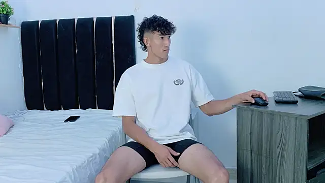 angel_boy02 webcam