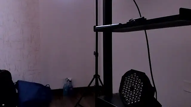 Alis_Roze webcam
