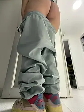 Sweet_Milaa1 webcam
