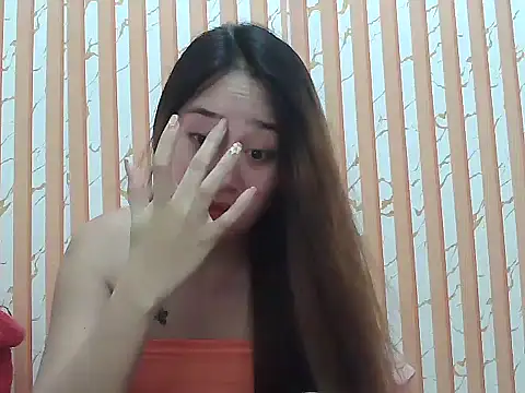 urcherryasian4u webcam