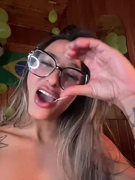 AliceStone19 webcam