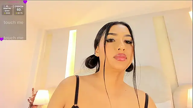SalomeeBell webcam