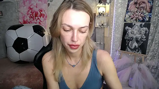 NickyAdamidi webcam
