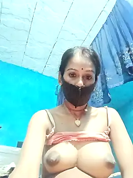 Nandani-758 webcam