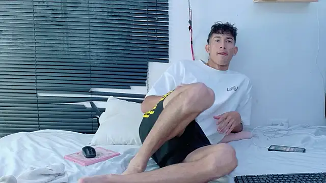 angel_boy02 webcam