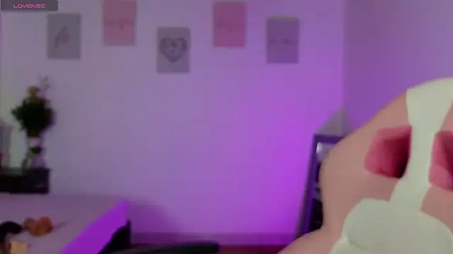 Queen_Nyxx webcam
