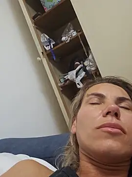 FeliciaKrige webcam