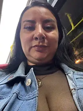 Abril_Luv webcam