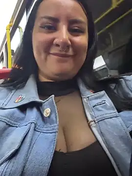 Abril_Luv webcam