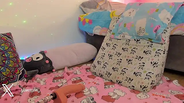 princessluna_19 webcam