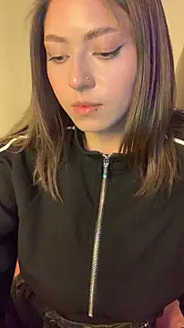 PrettyAmber webcam