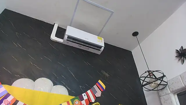 kissme_luna webcam