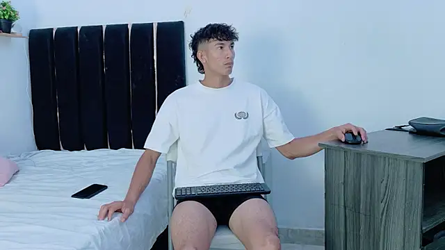 angel_boy02 webcam