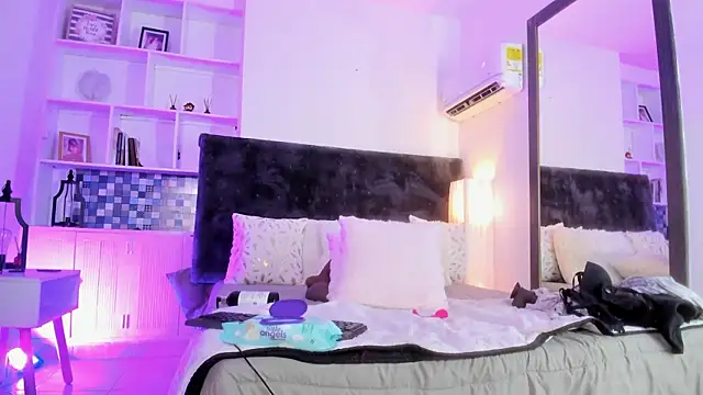 Karlagonzales_ webcam