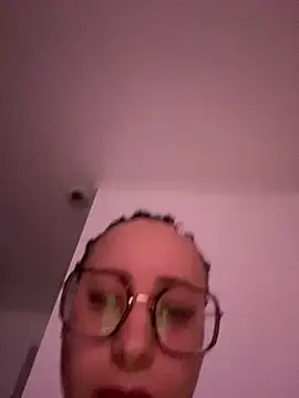 queenlo_xxx webcam