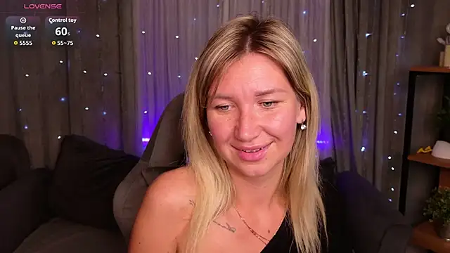 MilaBott webcam
