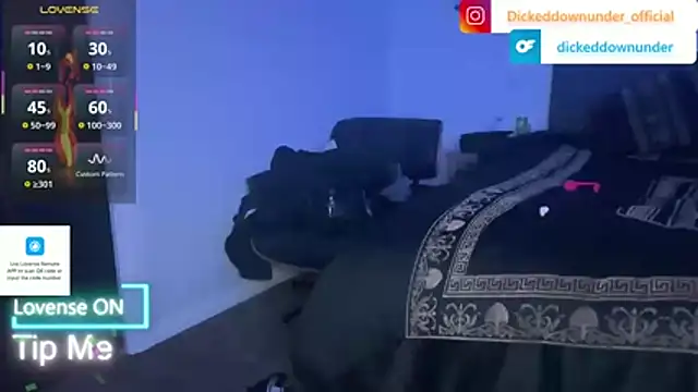 OFFICAL_DICKEDDOWNUNDER webcam
