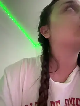 CharmingMaddie webcam