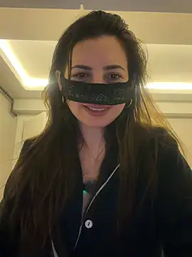 KnellForQueen webcam