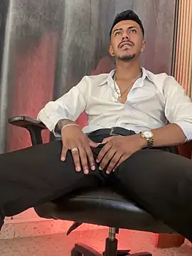 Latinmoster_boss webcam