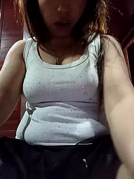 Yellow-pink webcam