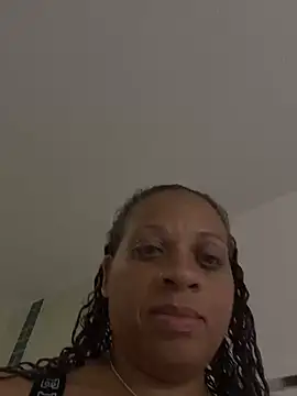 Quinn_damilf webcam