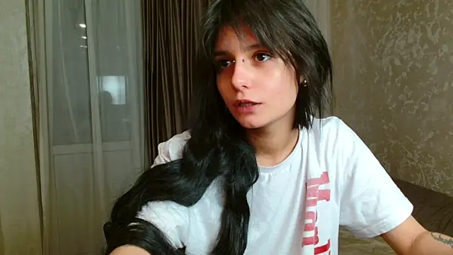 The_Slutty_Fox webcam