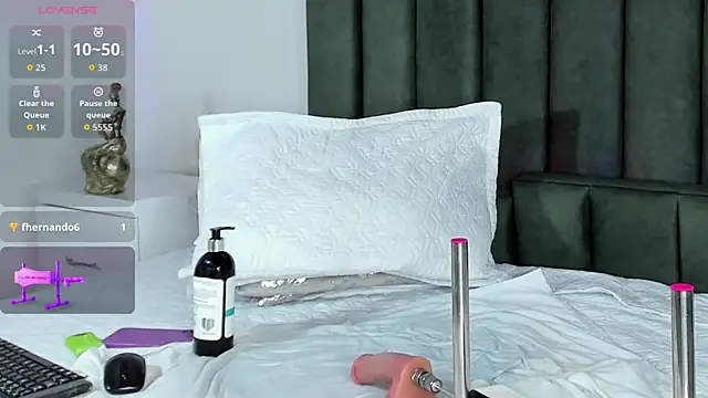 Emma_Rossiii webcam
