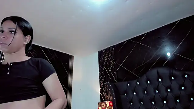 Nayara_K webcam