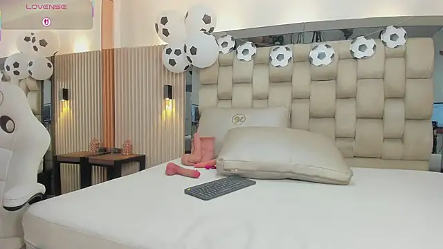 madelein_fosterr webcam