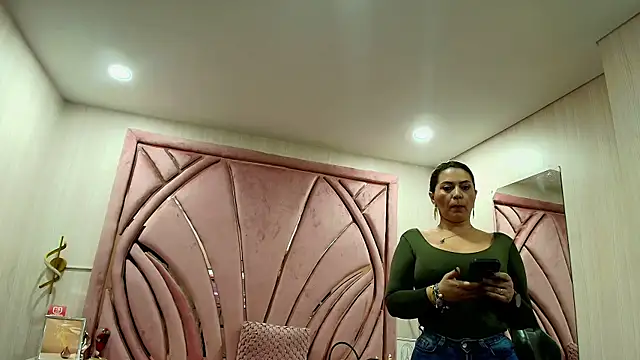 pamelaQenn2 webcam