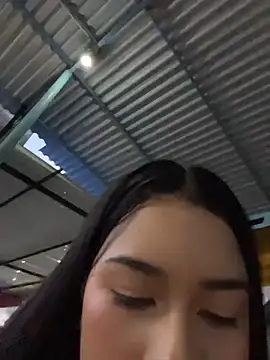 Juliii_22 webcam