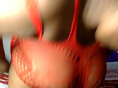 EbonyOrgasmPie webcam
