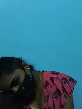 Tamil-Megavarthinii webcam