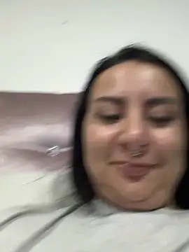 Abril_Luv webcam