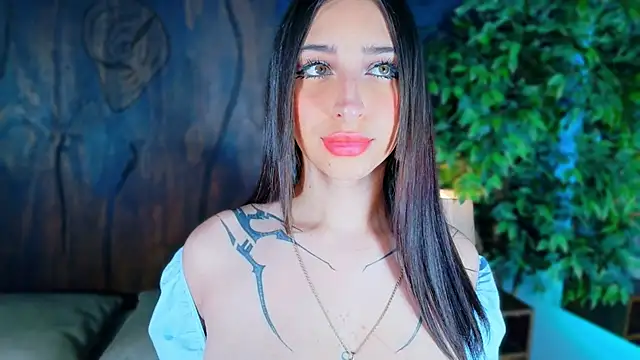 MelodyAdamss live cam on StripChat