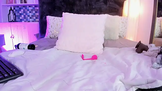 Karlagonzales_ webcam
