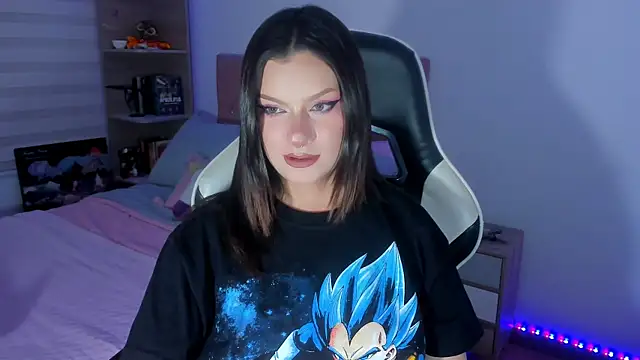 OphelianaRose33 webcam